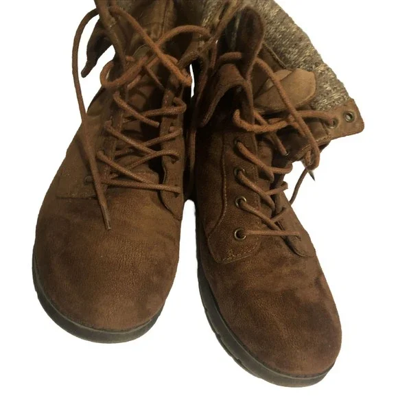 Arizona Jeans Co. Women's Yetta Ankle Boots Size 8M Brown Suede Sweater Lined - Picture 2 of 12